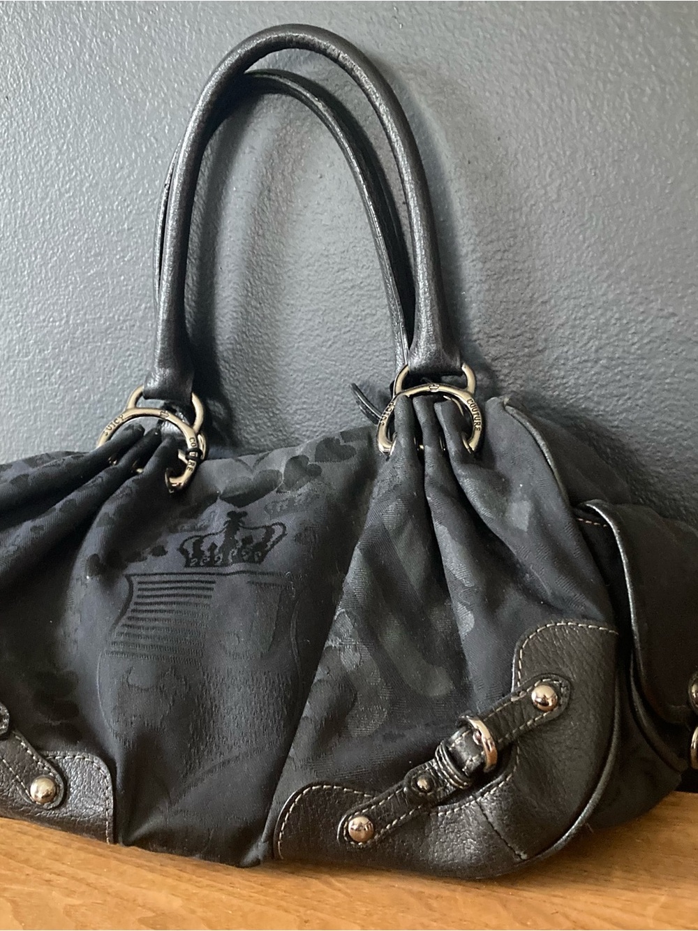Y2K '90's Juicy Couture Black Satchel Handbag with 'WHATEVER' Charm - Picture 8 of 12